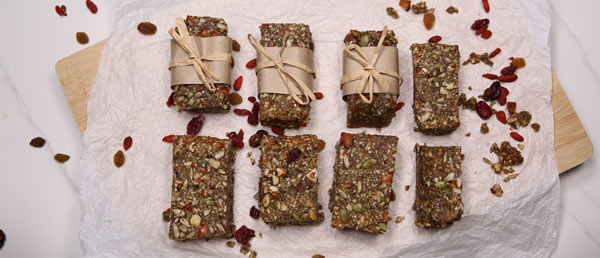 3 healthy snacks for runners - Chia nut bars | Blackmores