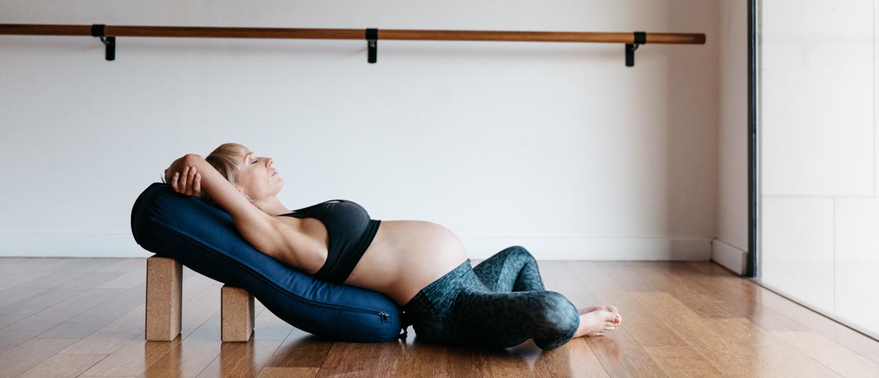 Yoga poses for pregnancy - Blackmores