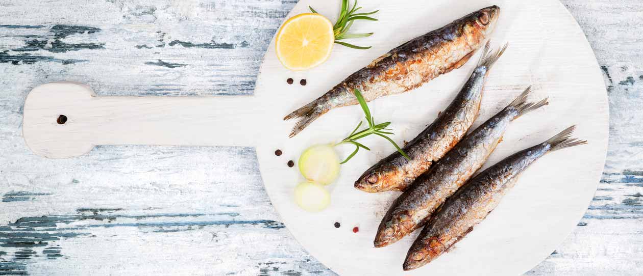 Grilled sardines - omega-3 foods | Blackmores