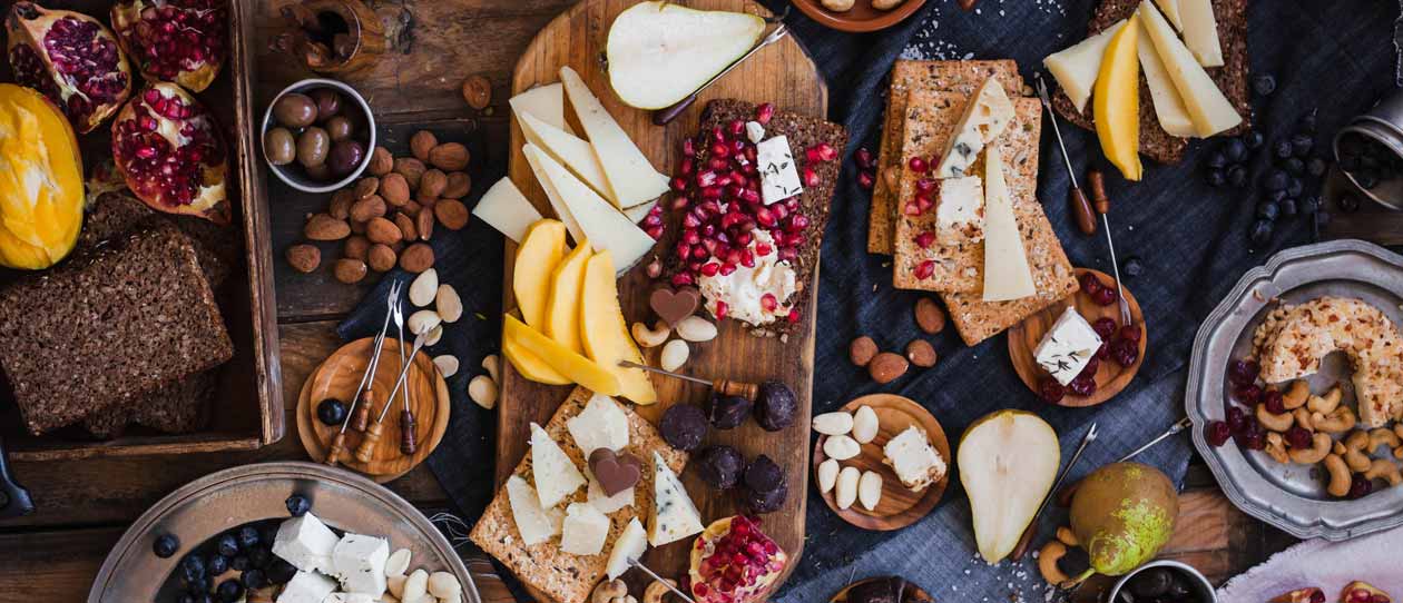Cheese, fruit and nut platter