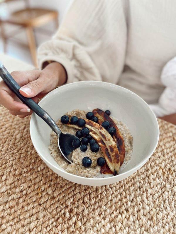 Banana and blueberry porridge