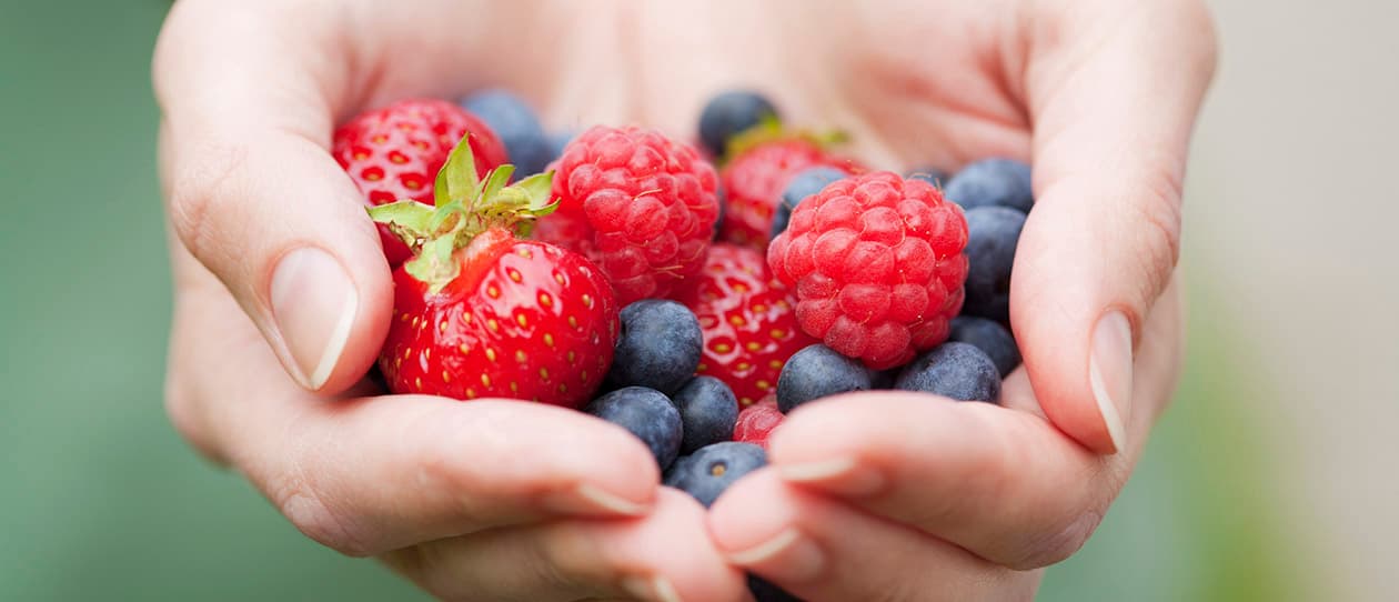 Fighting skin ageing from the inside and out 