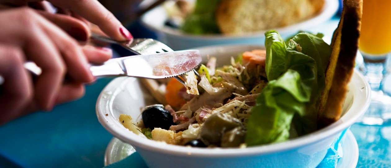 Is that salad really healthy 1260x542