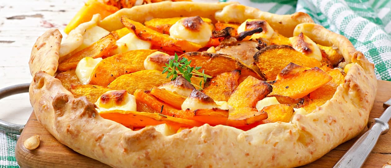 Roastpumpkinandfetapizzarecipemain