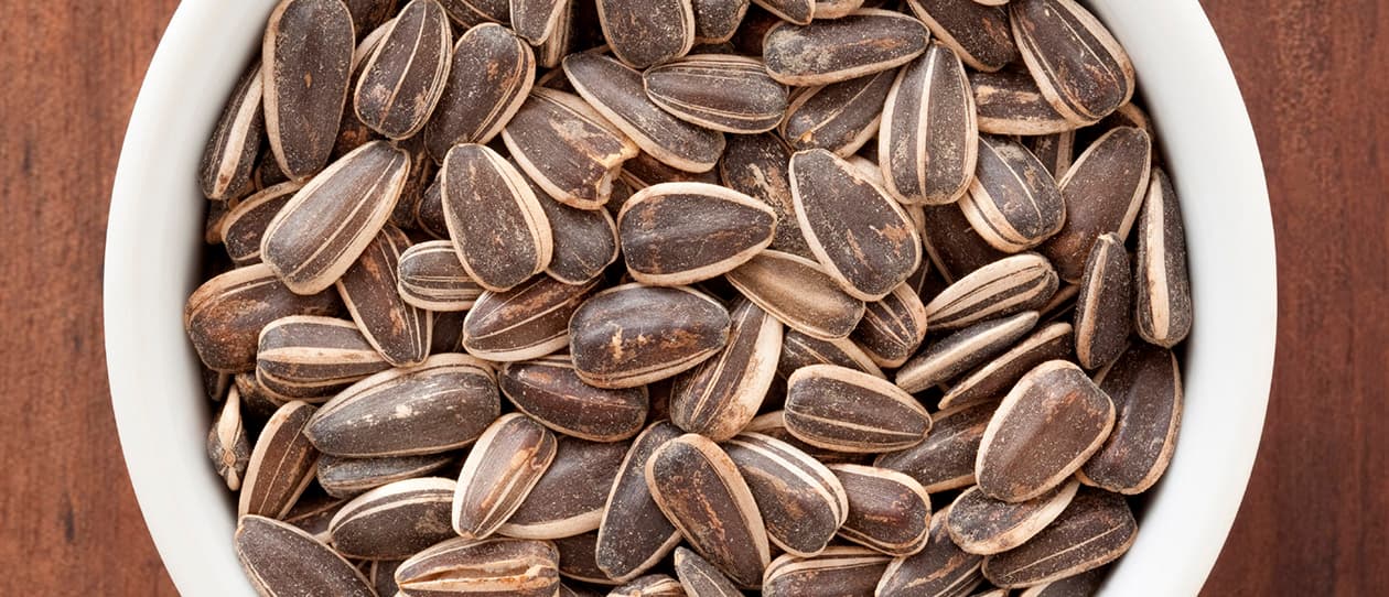 Snacks that fight stress 1260x542