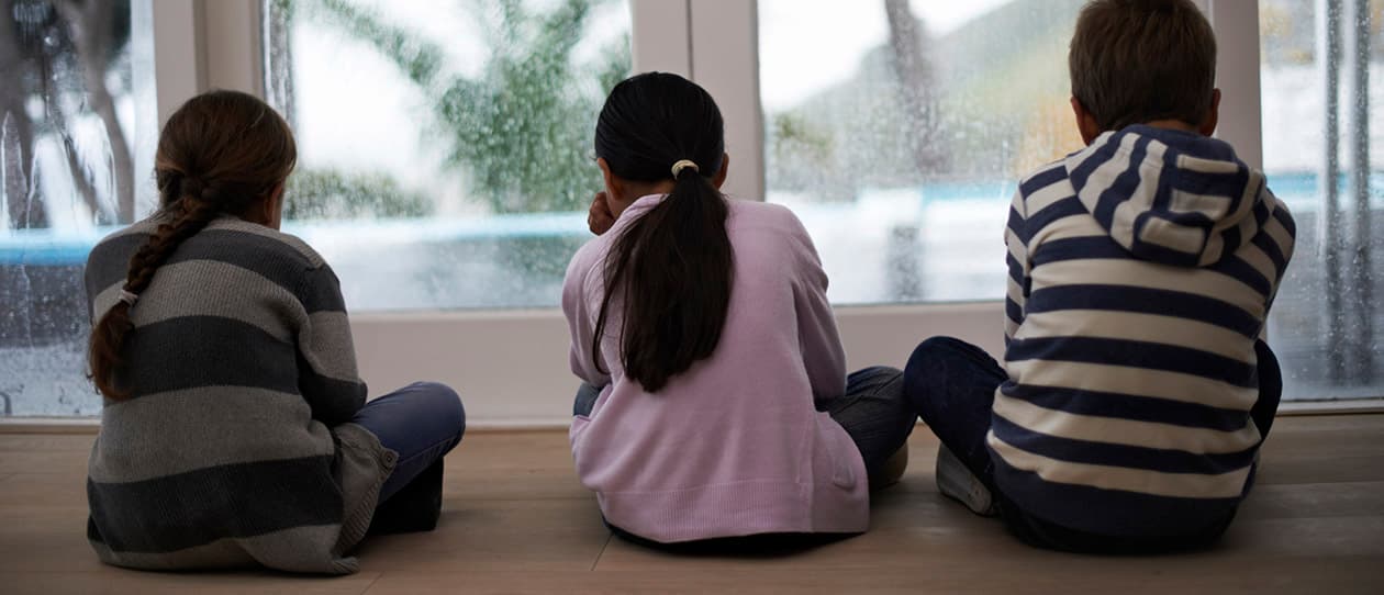 Stranger danger dampens outside activity 1260x542