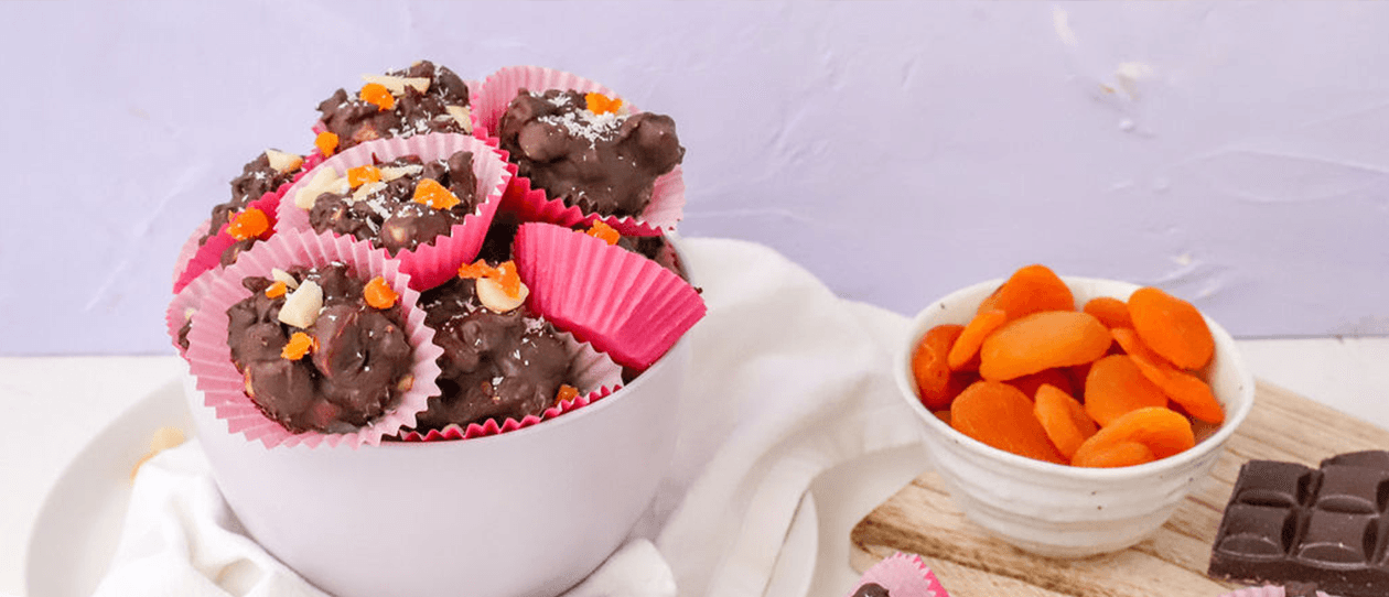 Dark-Chocolate-Apricot-Antioxidant-Clusters-1260x542