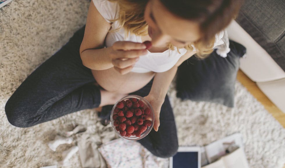 4 diet hacks to help support a healthy pregnancy thumb